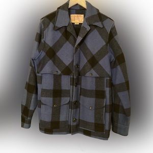 EUC FILSON MADE IN USA 🇺🇸 Mackinaw Wool Cape Coat SZ 42